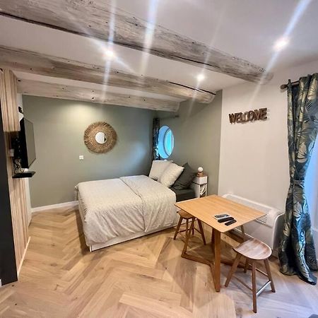 Apartamento Cocon Cosy Au Coeur Du Vieux Port Marsella Exterior foto